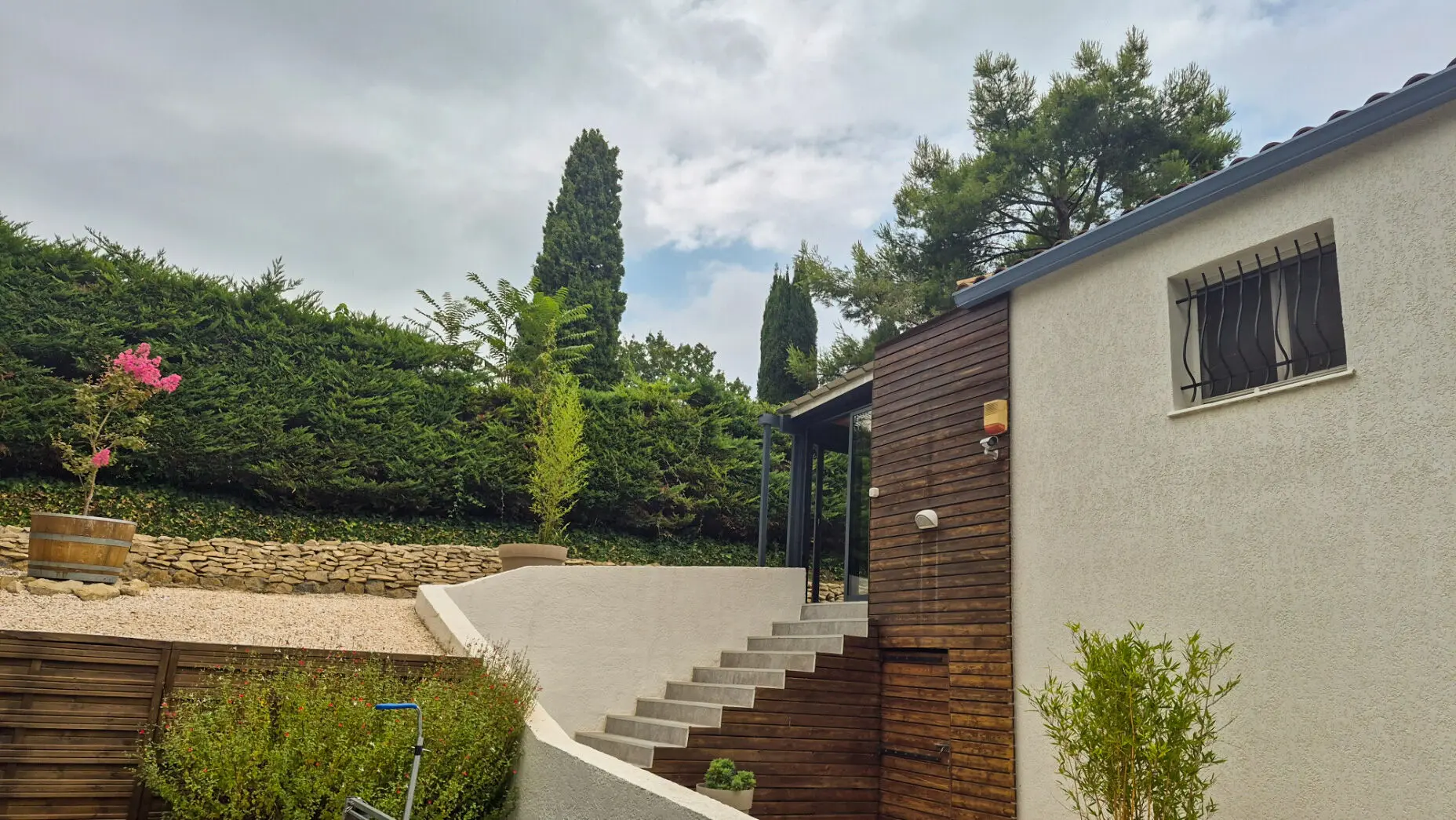 3-bedroom House In Alairac, France (107 M²)