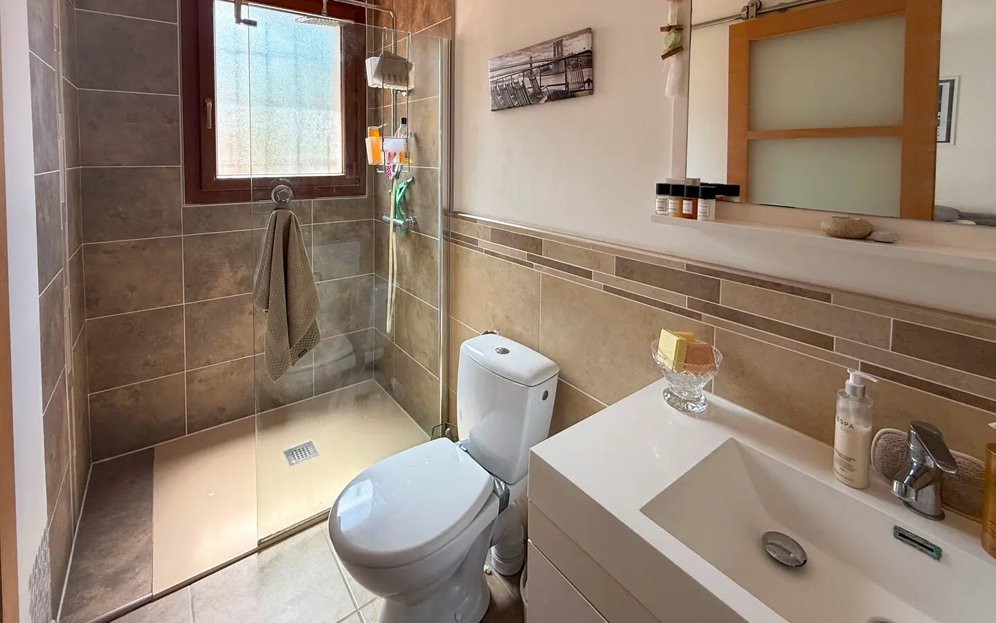 4-bedroom Villa In Palaja, France (130 M²)