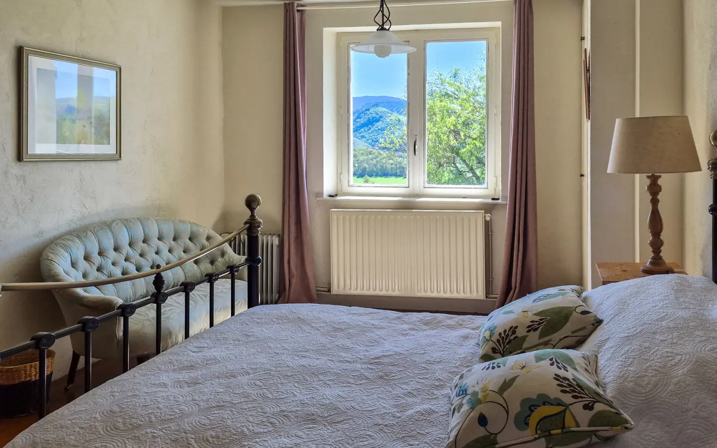 5-bedroom Country House In Soula, France (256 M²)