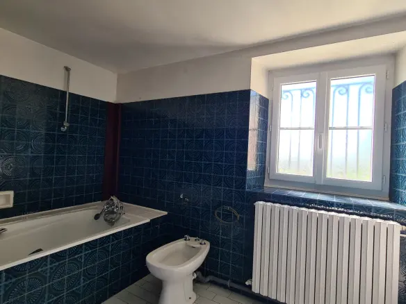 4-bedroom Village House In Les Essards, France (208 M²)