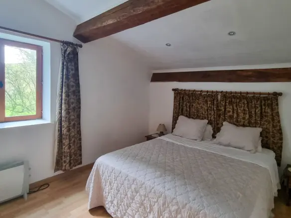7-bedroom Country House In Peyrefitte-du-razes, France (317 M²)
