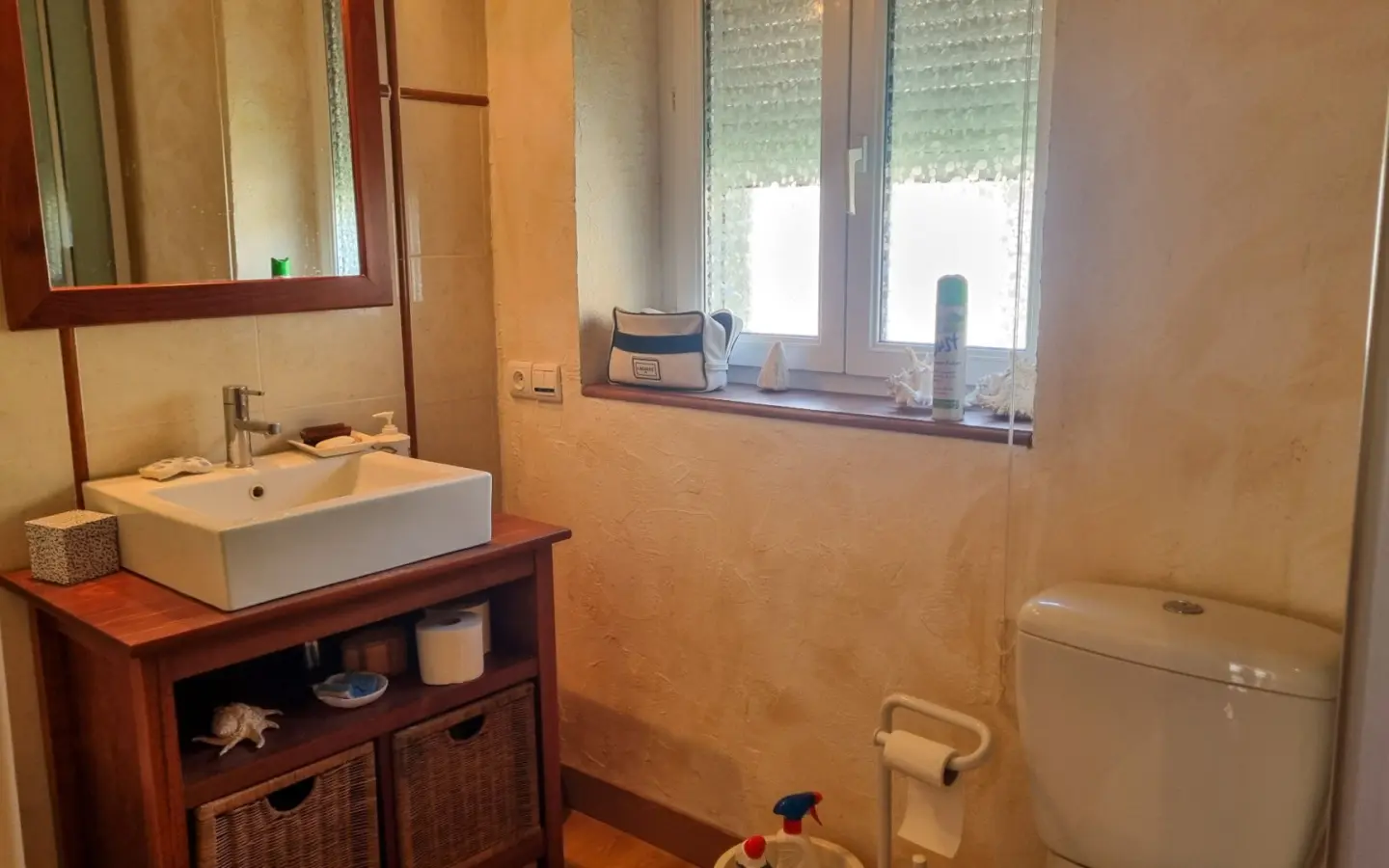 Spacious Countryside Residence With Pyrenean Views, Outbuildings, And Development Potential – Between Fanjeaux And Mirepoix