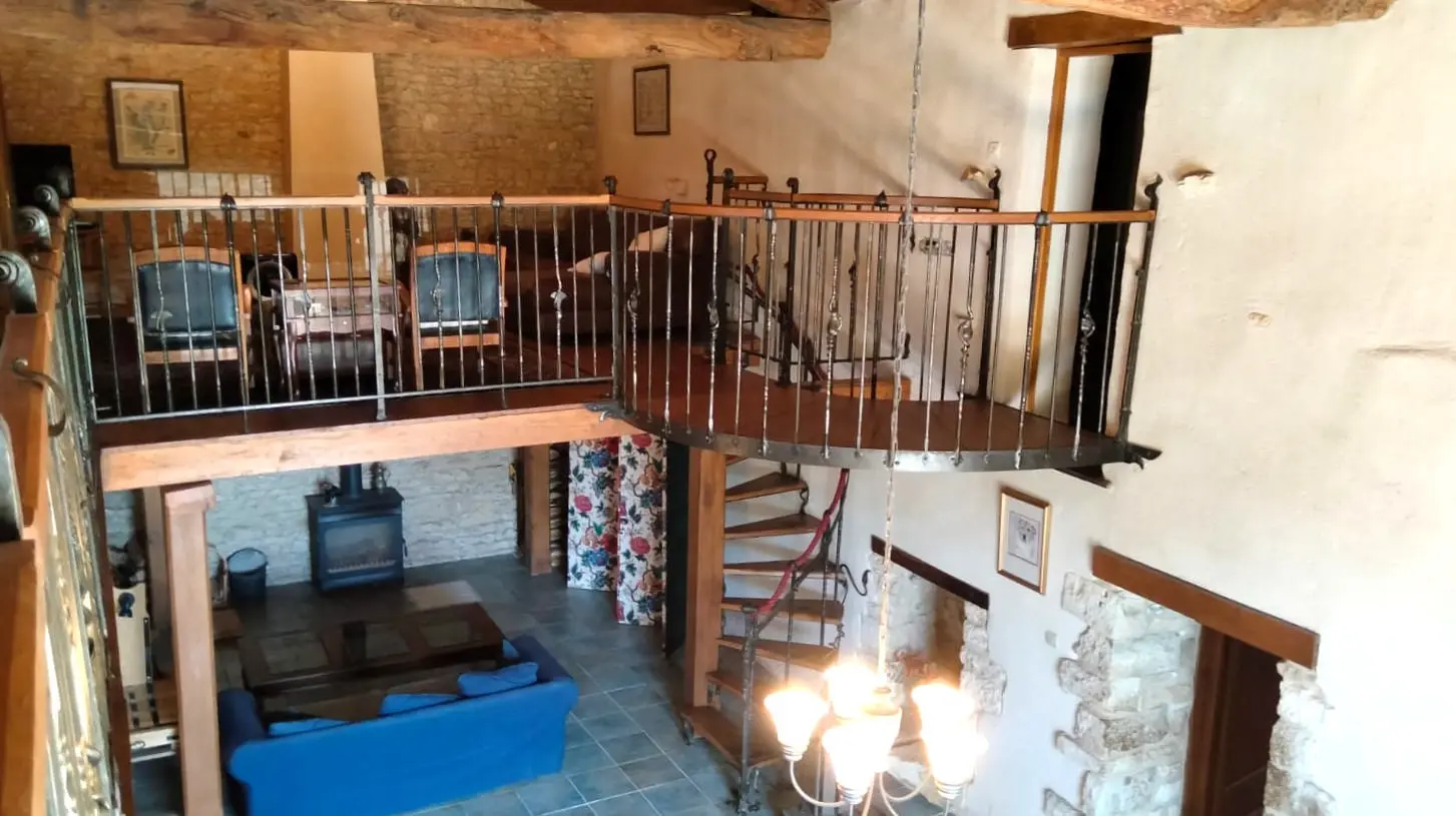 Restored Stone Farmhouse, Views, 5 Bedrooms, Barn, Guest Cottage, Outbuildings, Possible Income