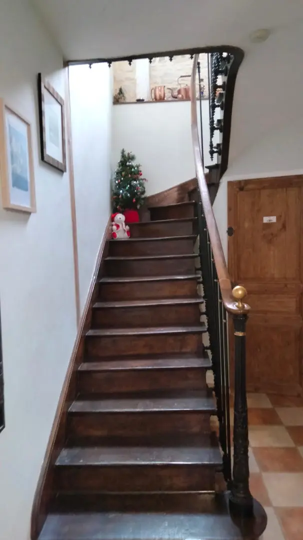 3-bedroom Village House In Lorigne, France (161 M²)