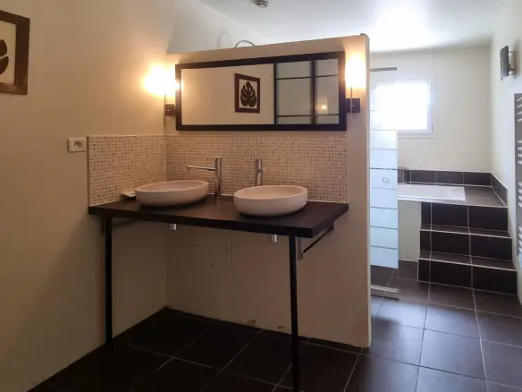 4-bedroom Village House In Rouffiac-d’aude, France (157 M²)