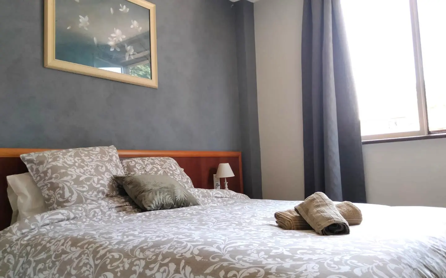 2-bedroom House In Saint-junien, France (173 M²)