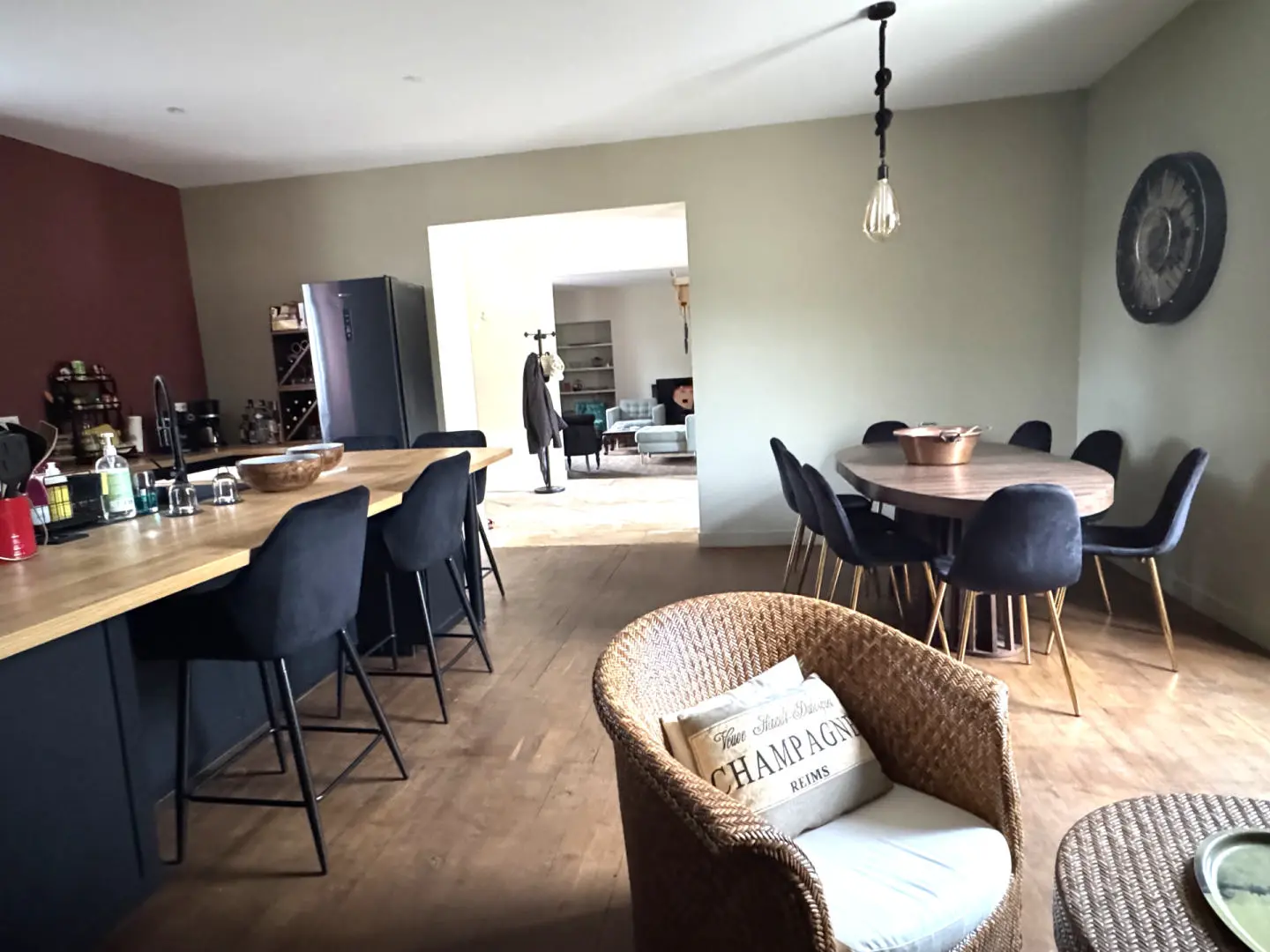 7-bedroom Maison De Maitre In Usson-du-poitou, France (287 M²)