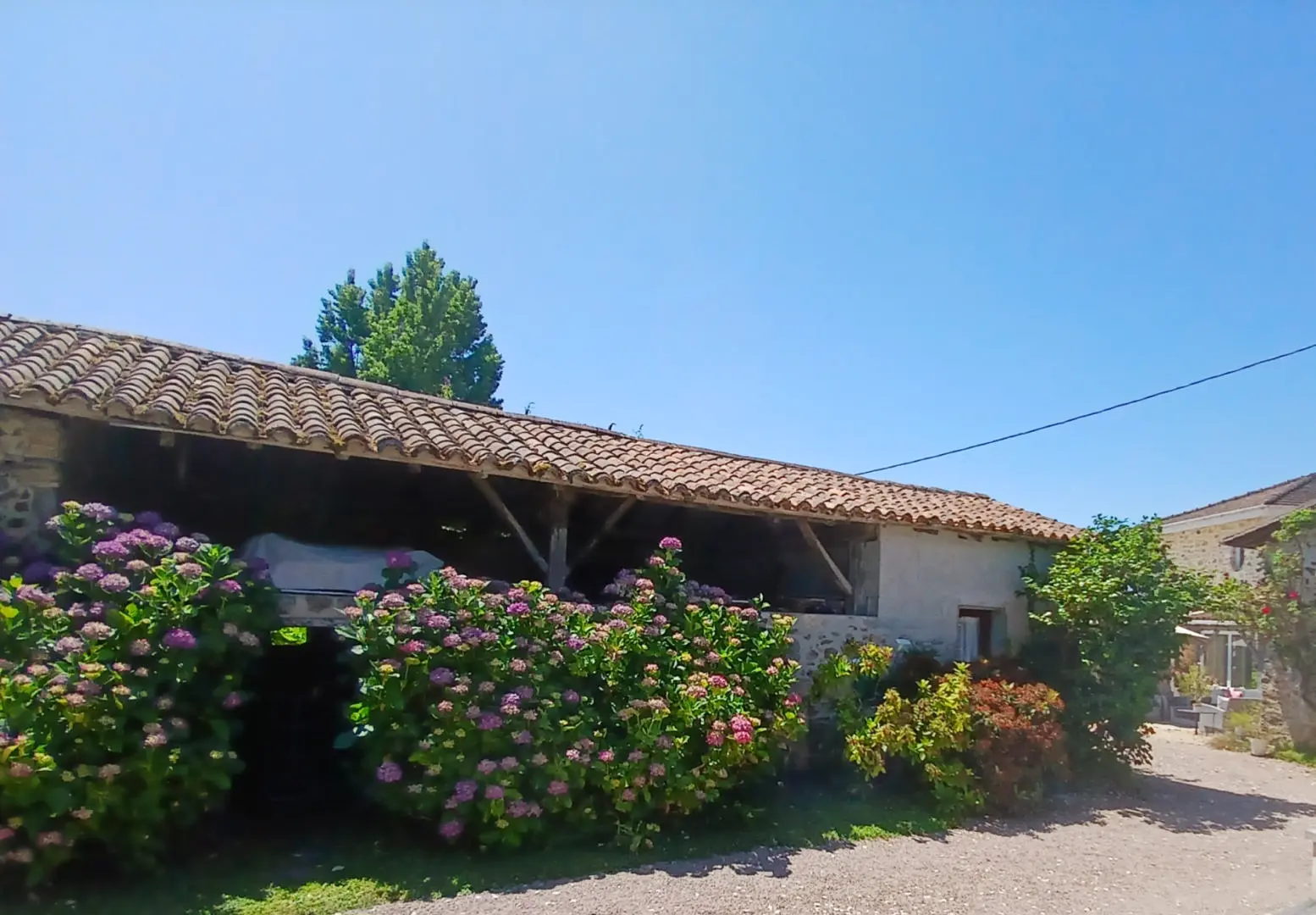 Character House Of 150 M² With Pool, Outbuildings And Garage In Dordogne Village