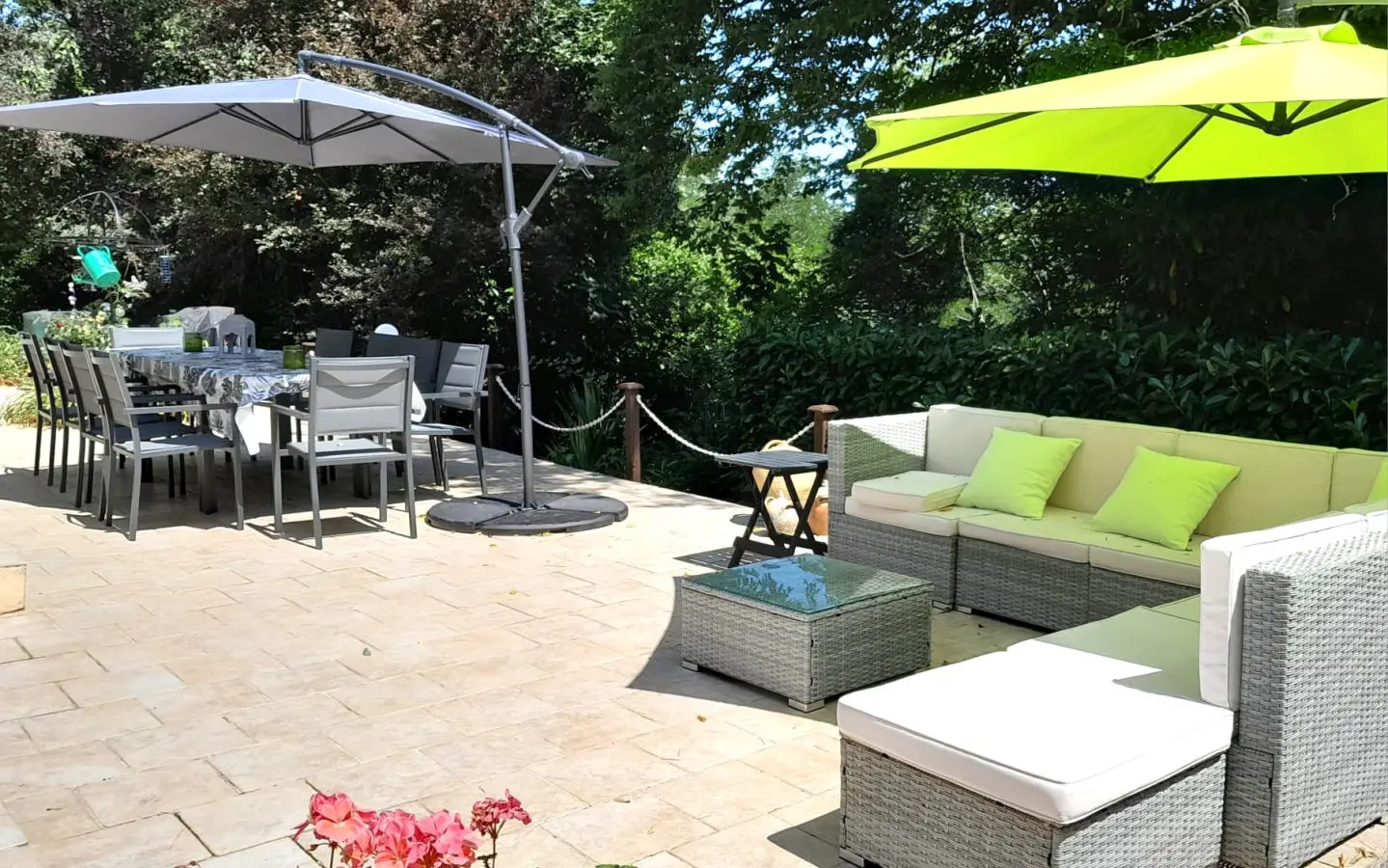 6-bedroom Country House In Condac, France (242 M²)