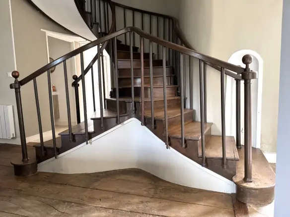 7-bedroom Maison De Maitre In Usson-du-poitou, France (287 M²)