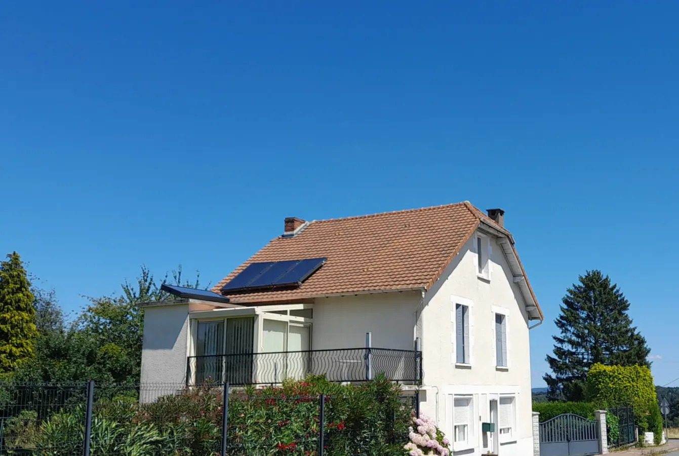 3-bedroom Village House In Saint-priest-les-fougeres, France (114 M²)