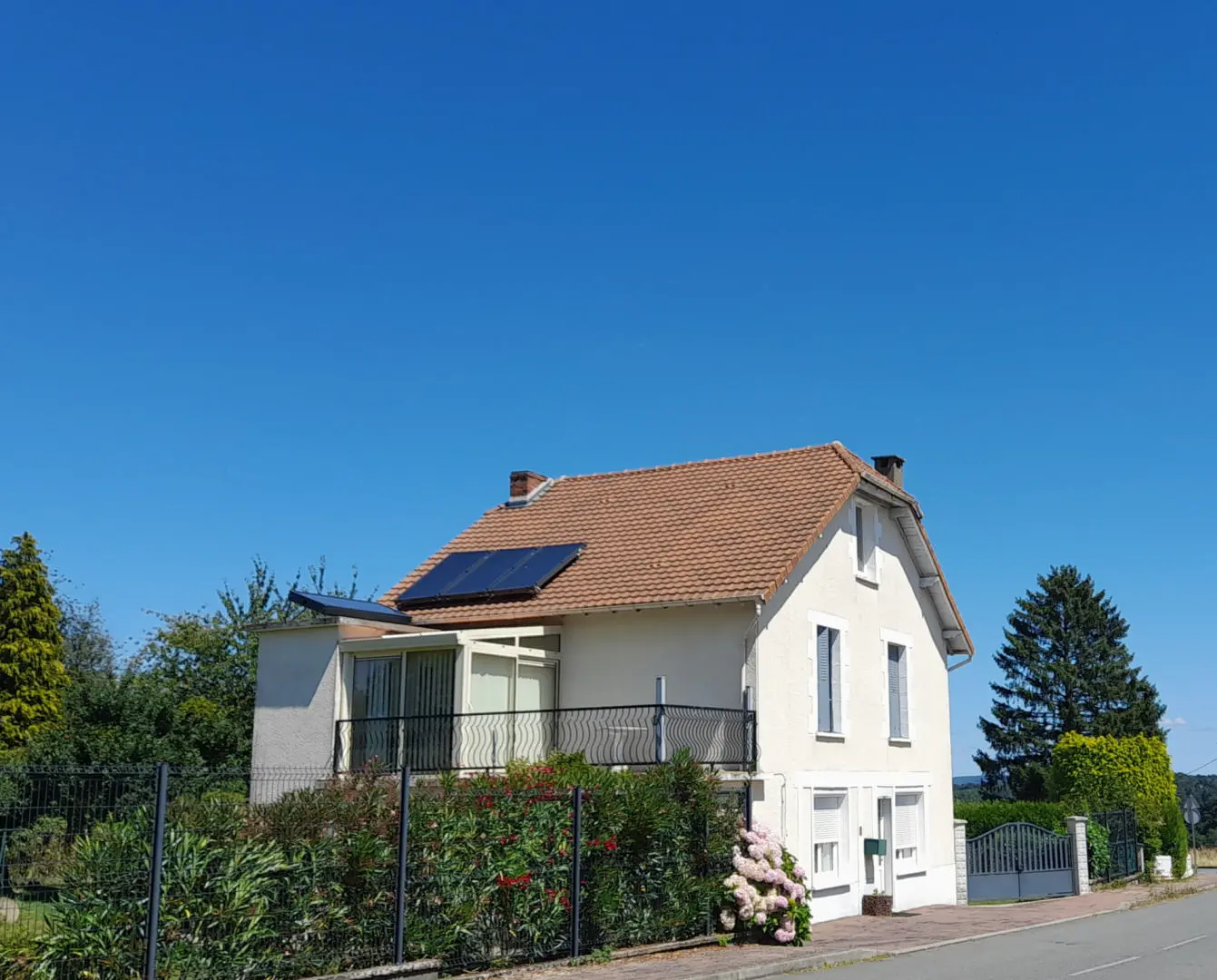 3-bedroom Village House In Saint-priest-les-fougeres, France (114 M²)