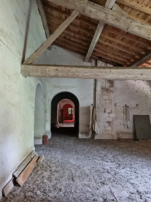 Aude. Authentic 16th Century Château, 3 Independent Cottages. 14 Acres.
