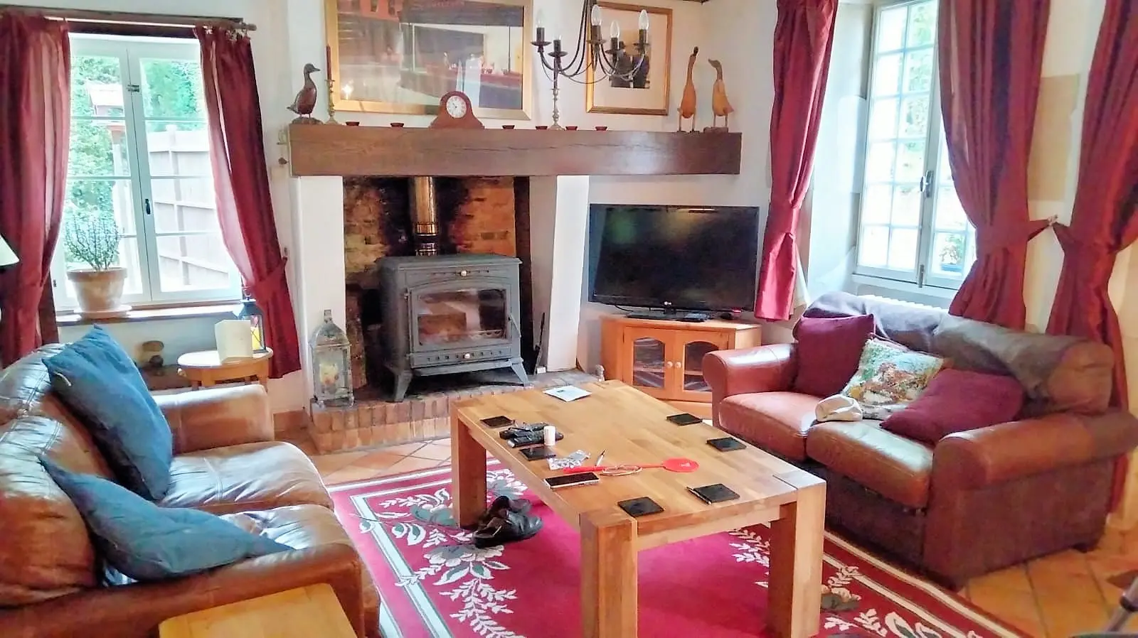 Stone House Of X M² With Outbuildings, Pond, Mature Gardens In Charente