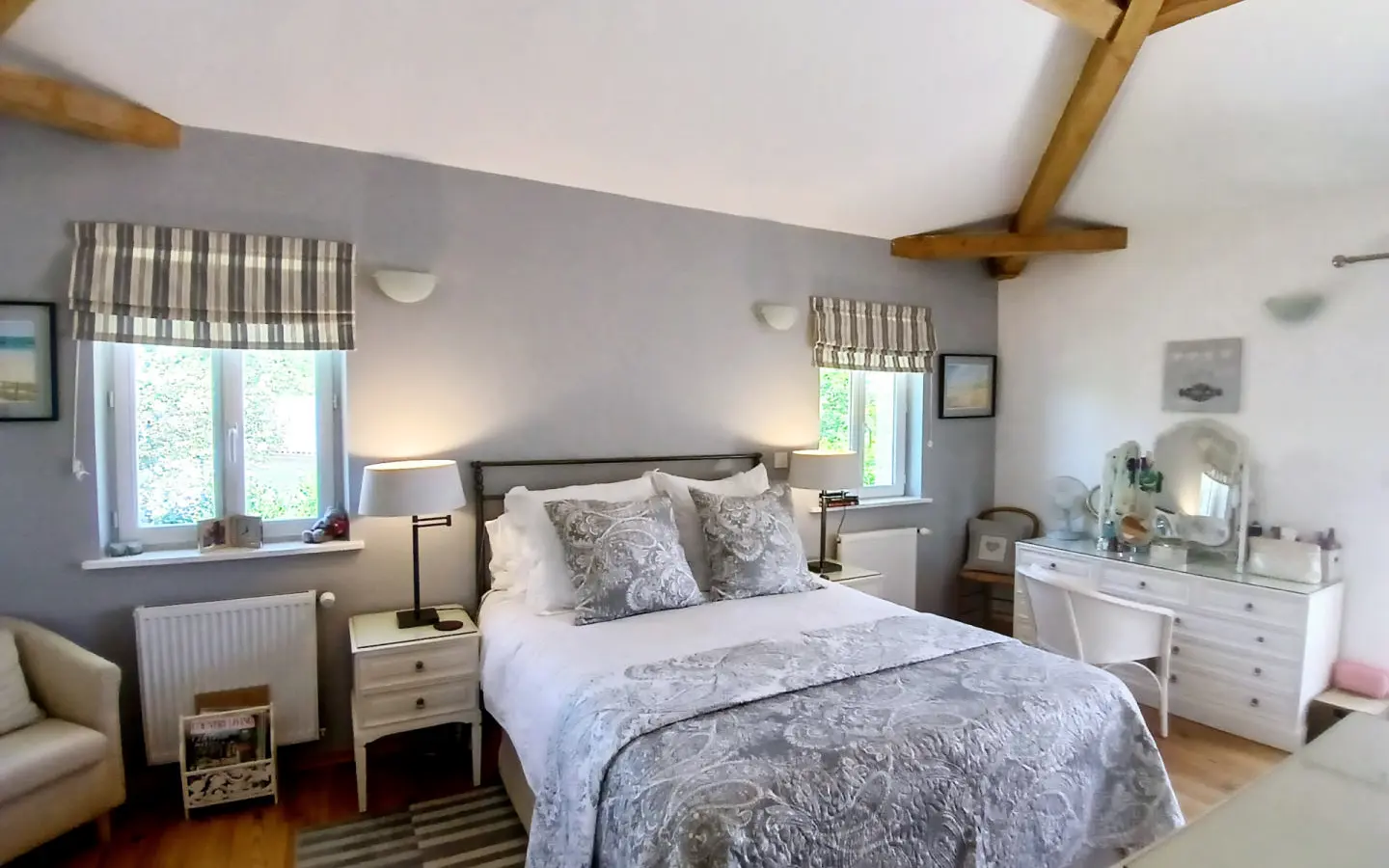 Character House Of 150 M² With Pool, Outbuildings And Garage In Dordogne Village