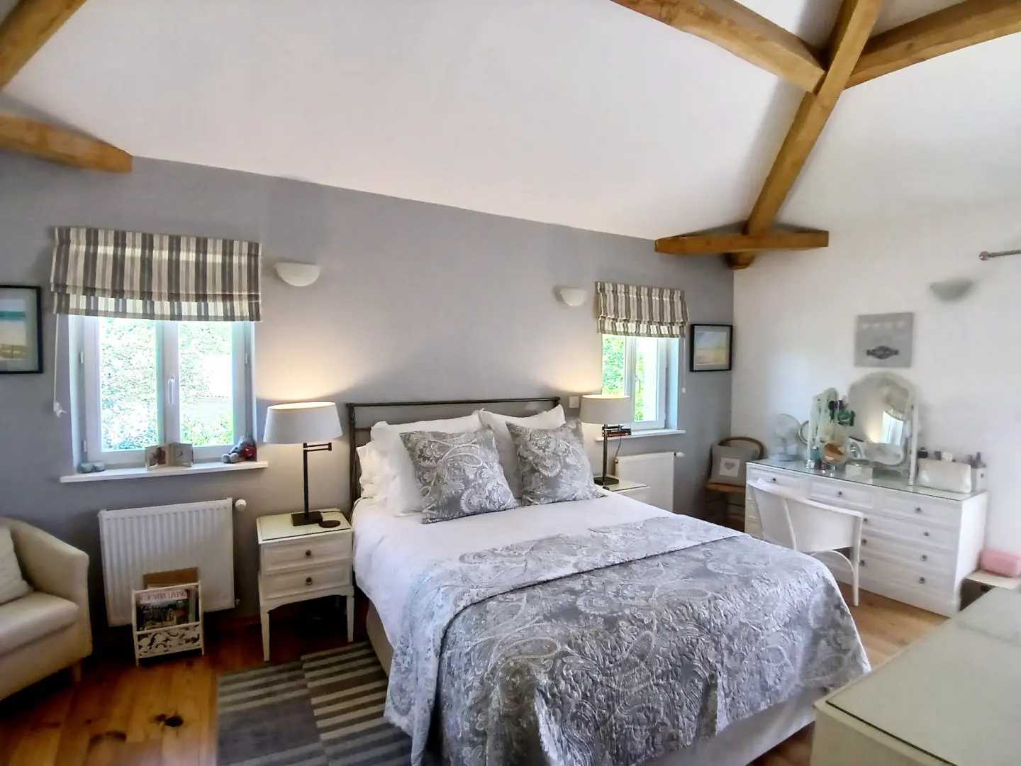 Character House Of 150 M² With Pool, Outbuildings And Garage In Dordogne Village