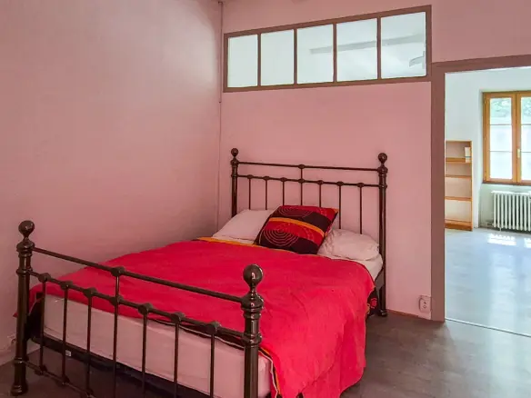 5-bedroom Village House In Chalabre, France (162 M²)