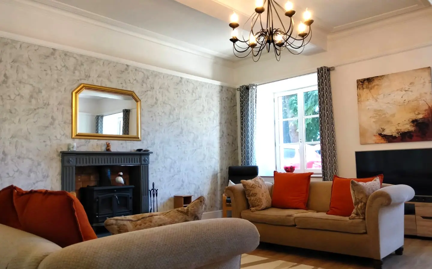 5-bedroom Manor House In Pressac, France (299 M²)