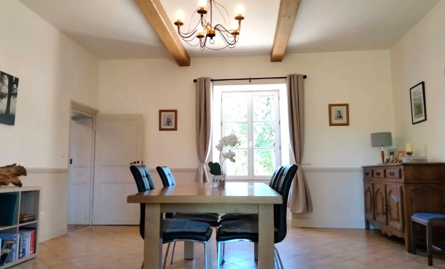 5-bedroom Manor House In Pressac, France (299 M²)