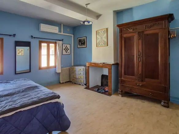 5-bedroom Village House In Chalabre, France (162 M²)