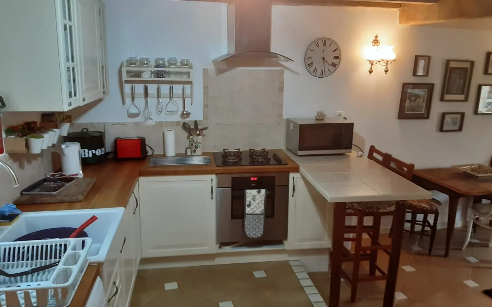 Country House Of 220 M² With Separate Guest Accommodation In Ribérac