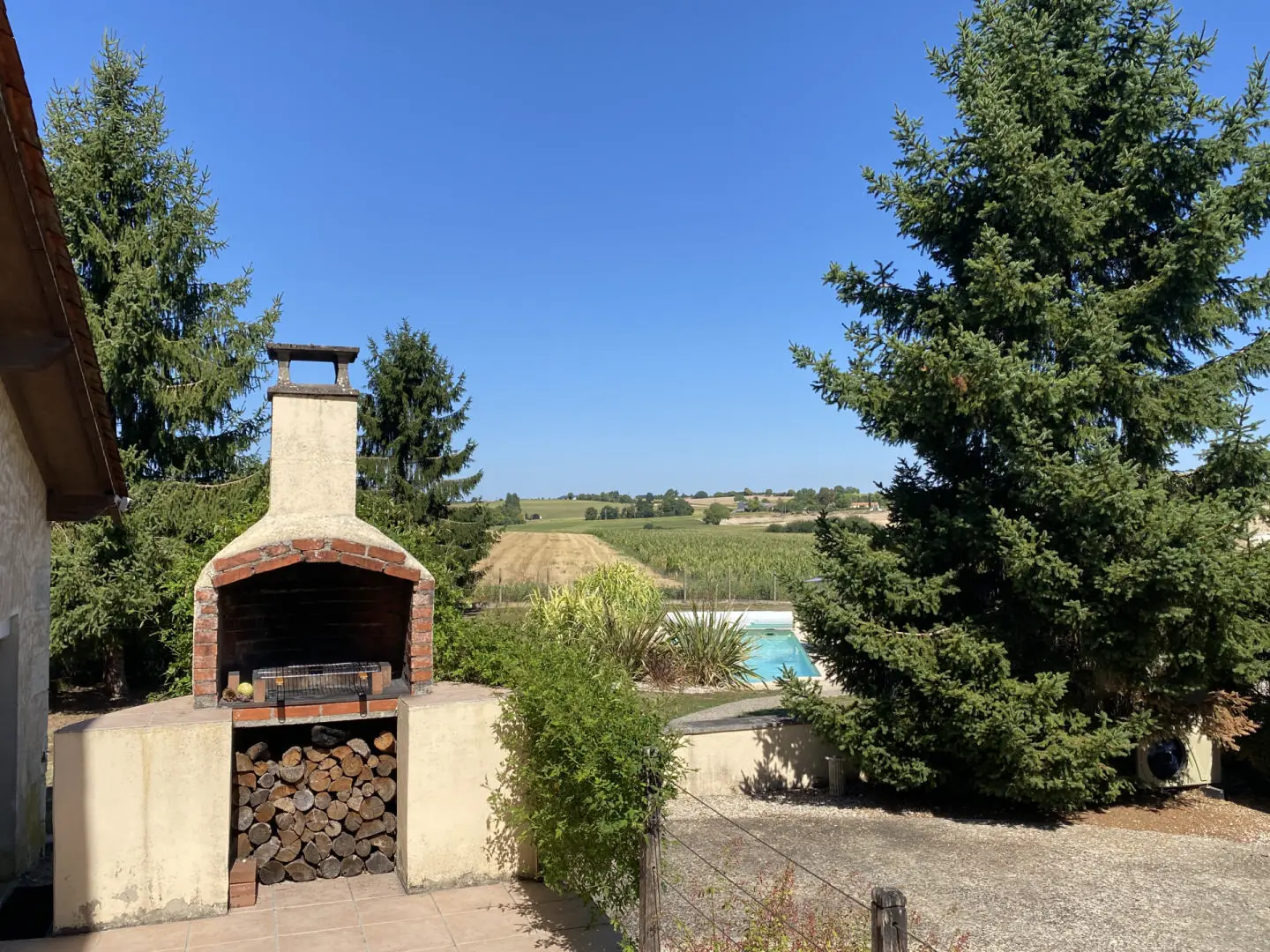 House Of 150 M² With Heated Pool In Aubeterre-sur-dronne