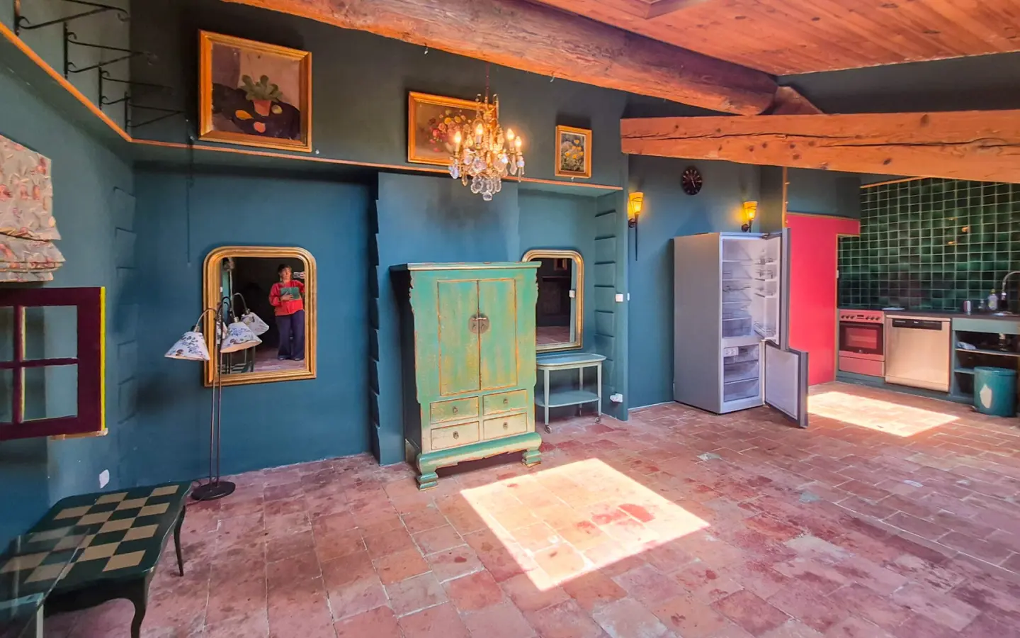 6-bedroom Village House In Trausse, France (260 M²)
