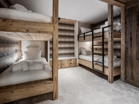 6-bedroom Ski Chalet In Val-d’isere, France (546 M²)