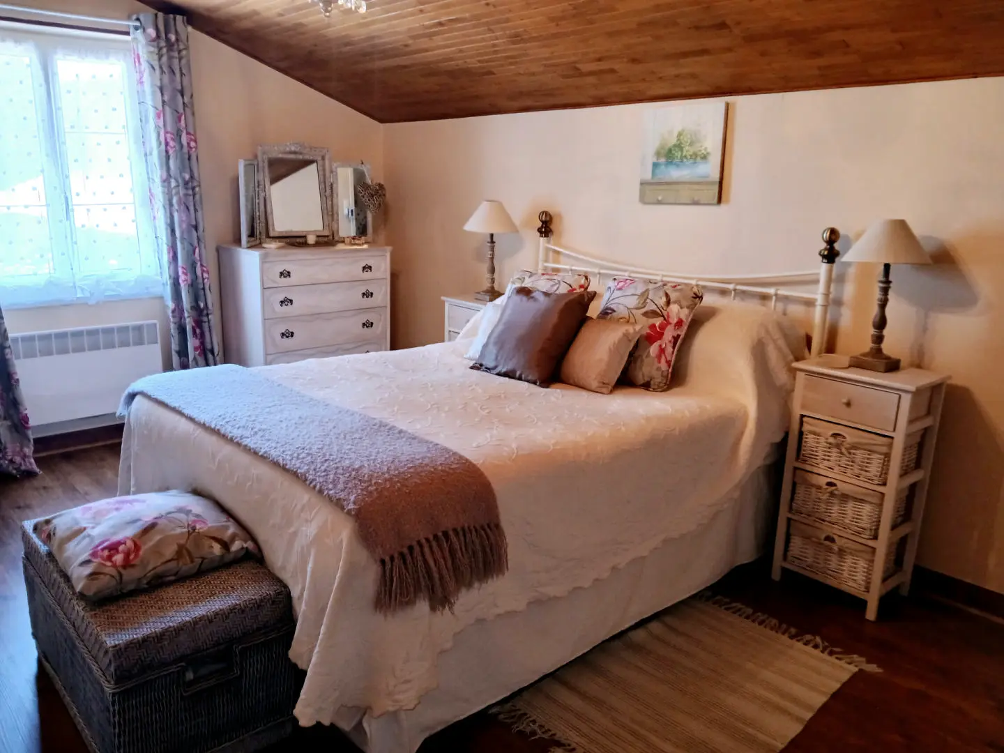 Character House Of 150 M² With Pool, Outbuildings And Garage In Dordogne Village