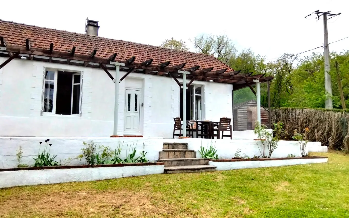 Apartment Of 150 M² With River Views And Private Waterside Access In Vienne