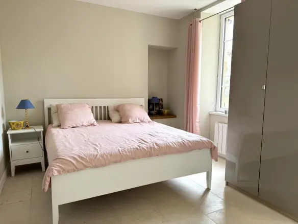 7-bedroom Maison De Maitre In Usson-du-poitou, France (287 M²)