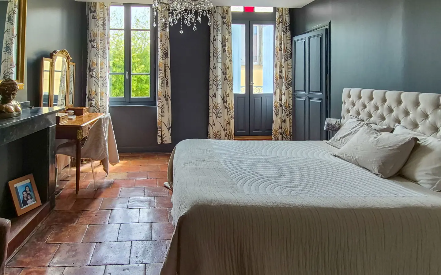 4-bedroom House In Mirepoix, France (237 M²)
