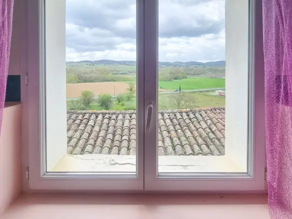 4-bedroom Village House In Rouffiac-d’aude, France (157 M²)