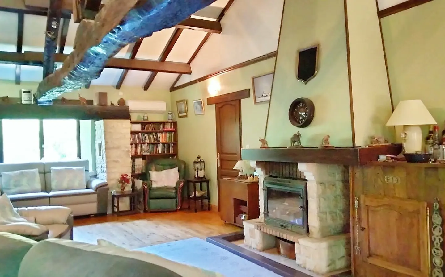2-bedroom Mill In Saint-ciers-sur-bonnieure, France (187 M²)