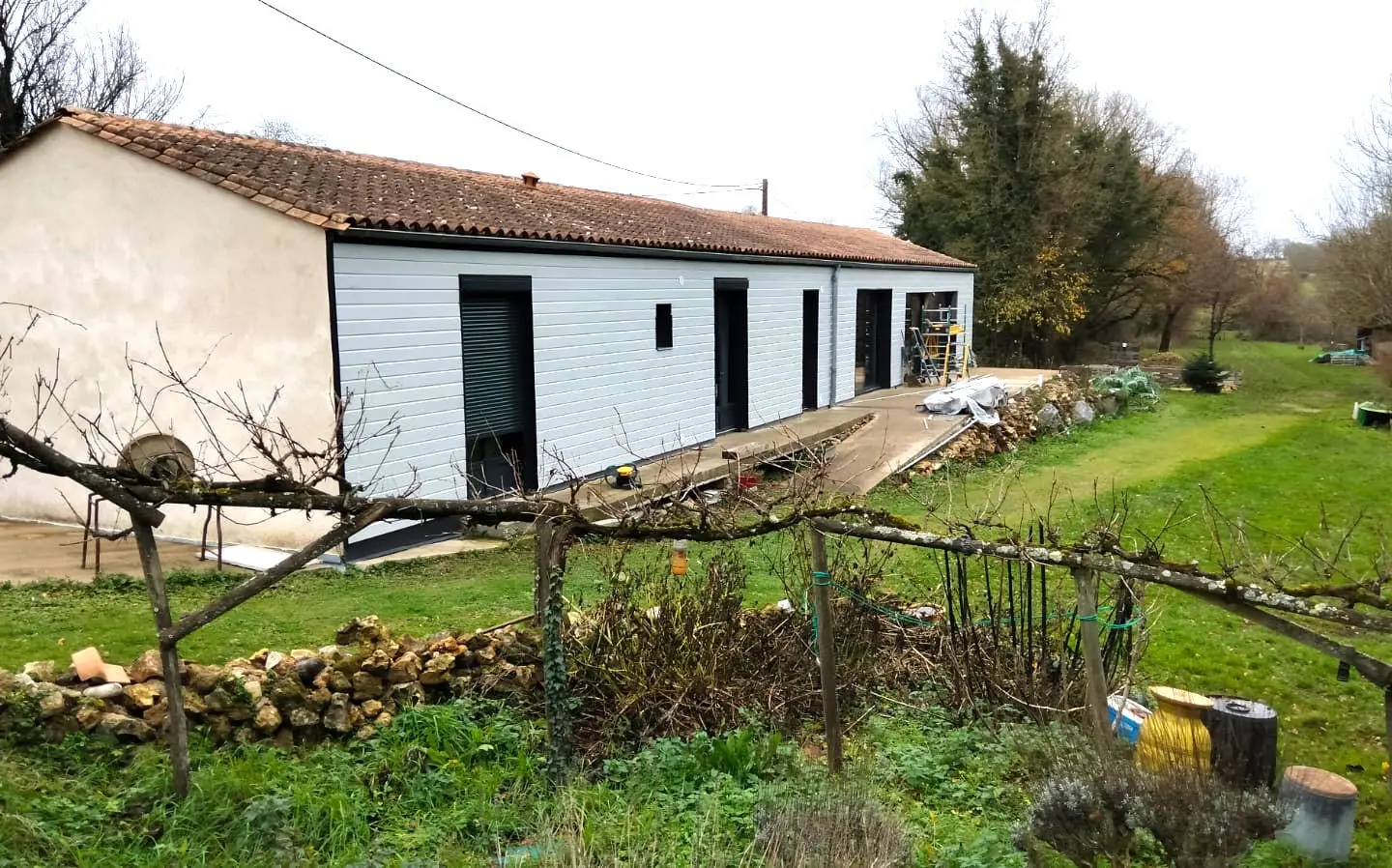 5 Ha Fishing Lake, Woodland, Two Properties, Lake Views
