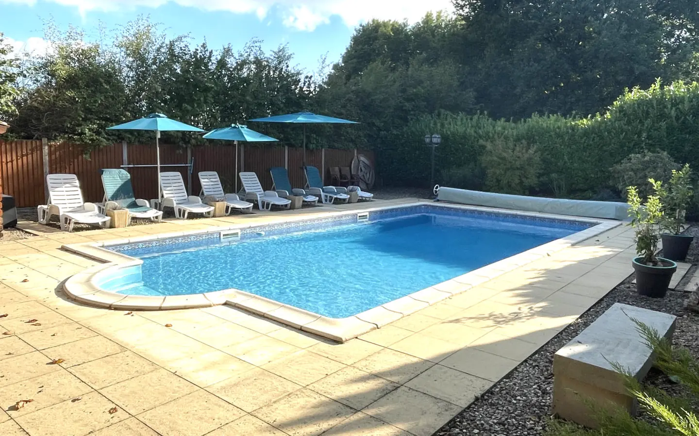 5-bedroom Country House In Lorigne, France (287 M²)