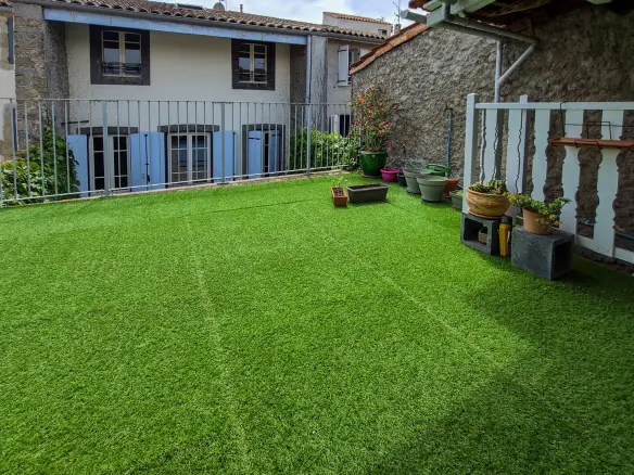 4-bedroom House In Mirepoix, France (237 M²)