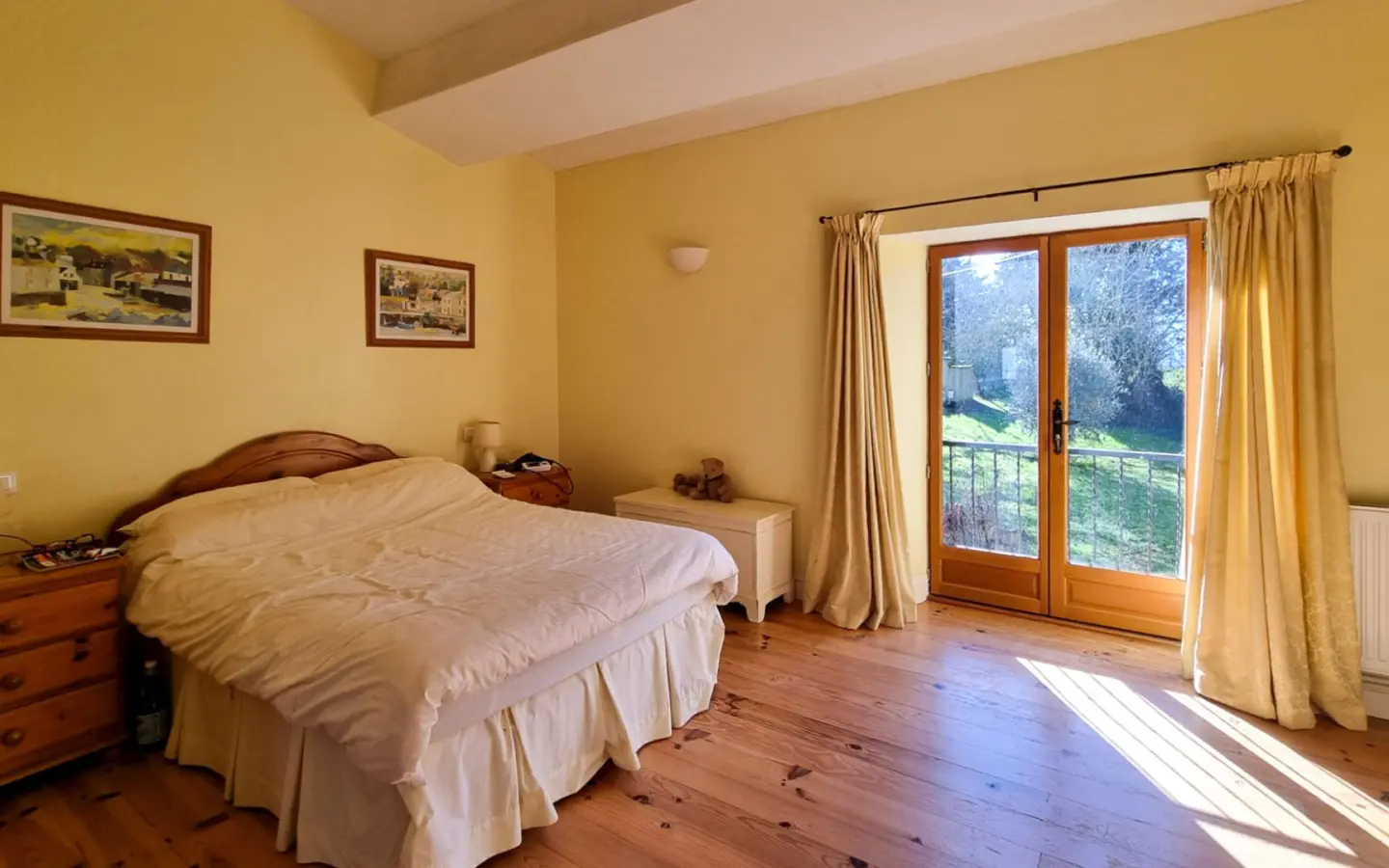 Stone Farmhouse Of 250 M² With Land, Views, And Privacy In Mirepoix