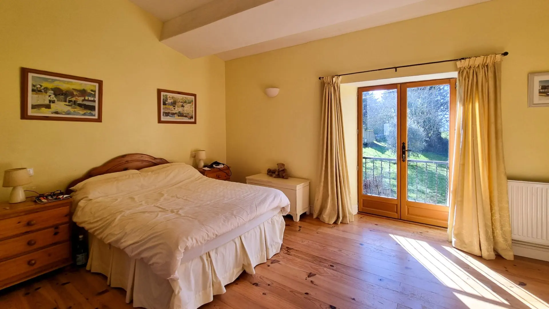 Stone Farmhouse Of 250 M² With Land, Views, And Privacy In Mirepoix