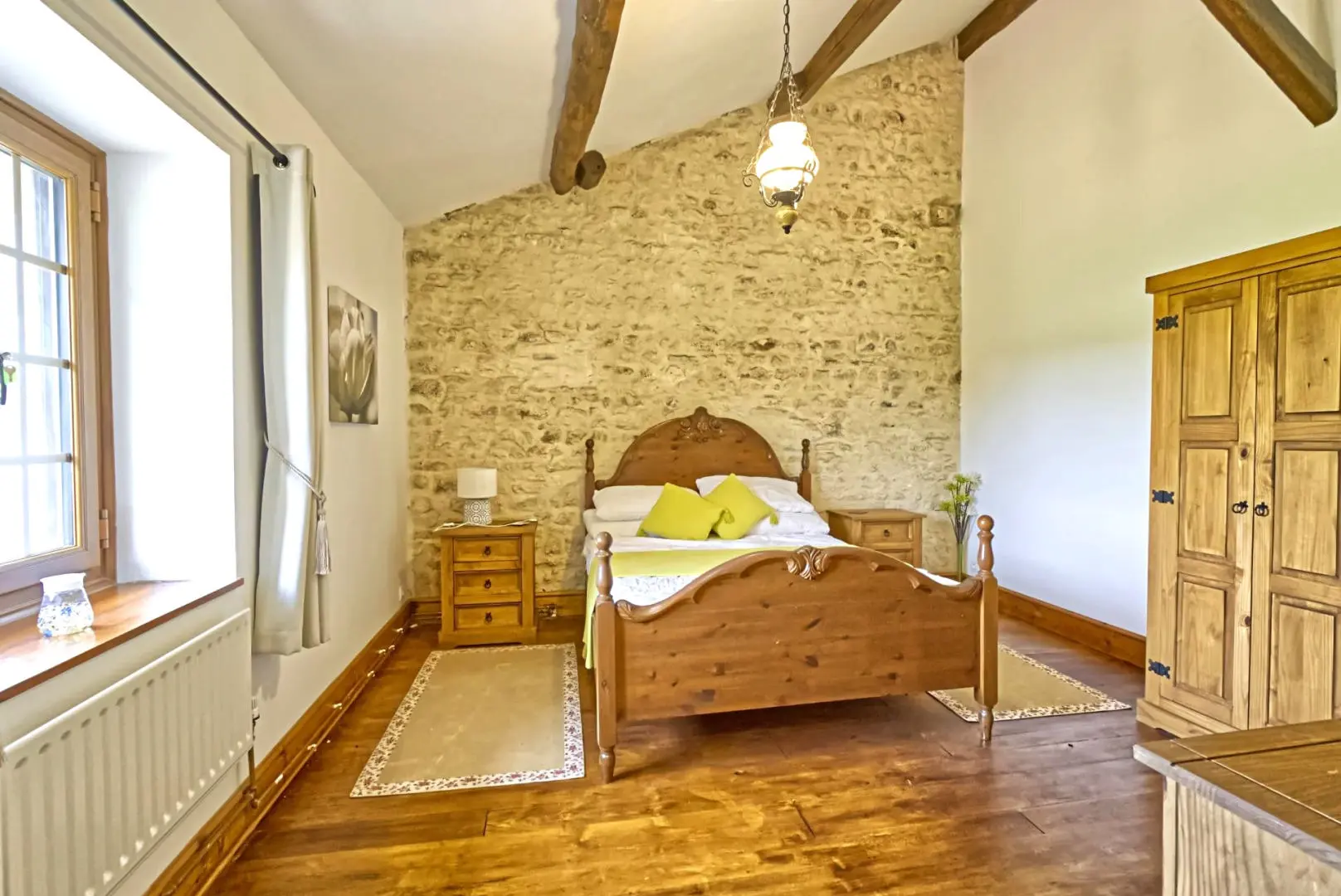 5-bedroom Country House In Lorigne, France (287 M²)