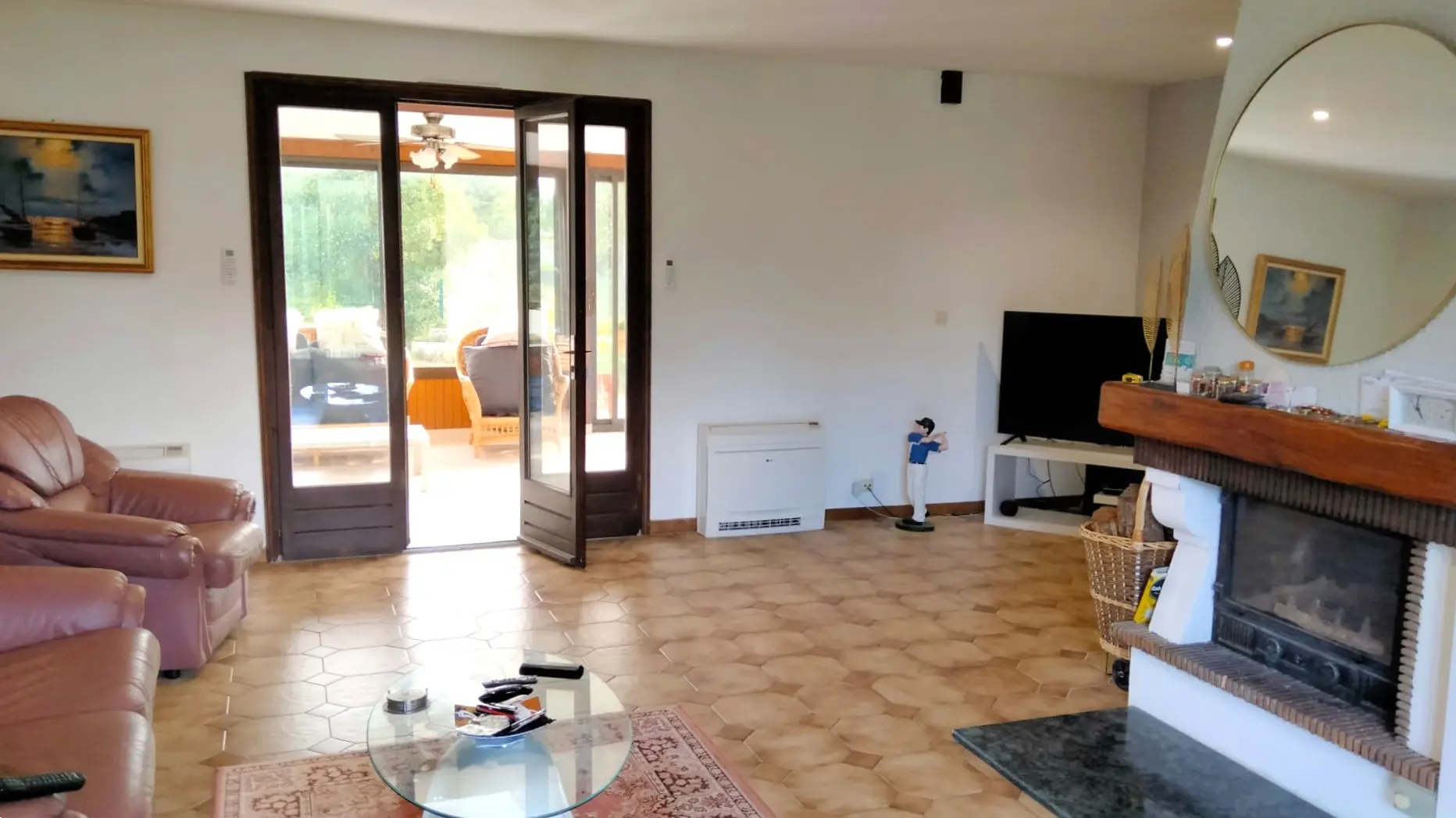 4-bedroom House In Val-de-bonnieure, France (170 M²)