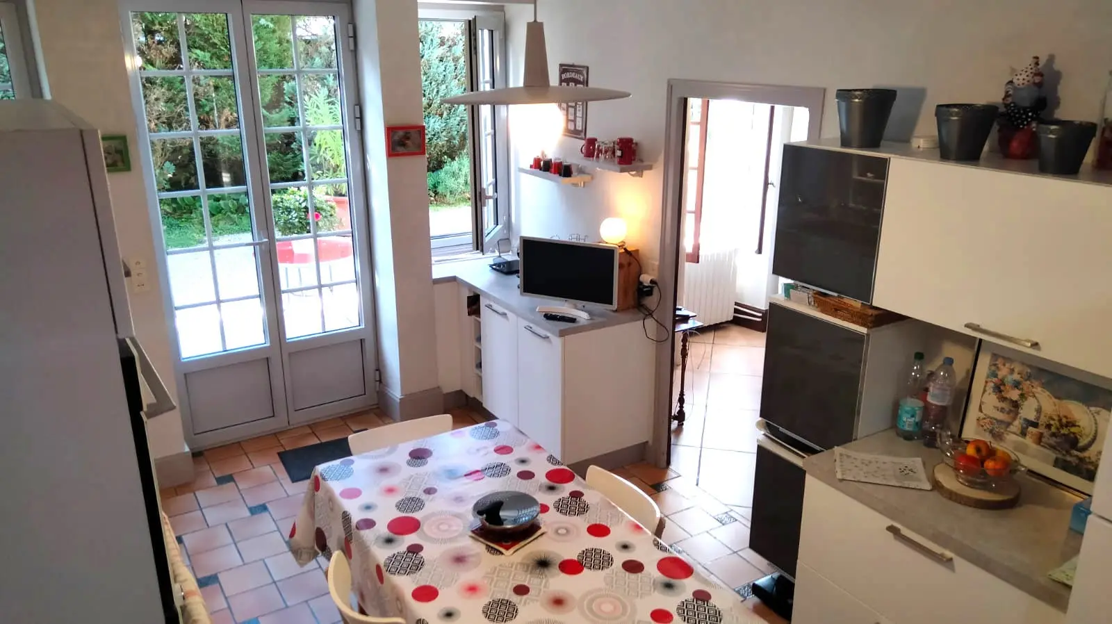 Stunning Historic Old Stone Mill, In The Heart Of A Village, Outbuildings, River Views – Lizant (vienne)