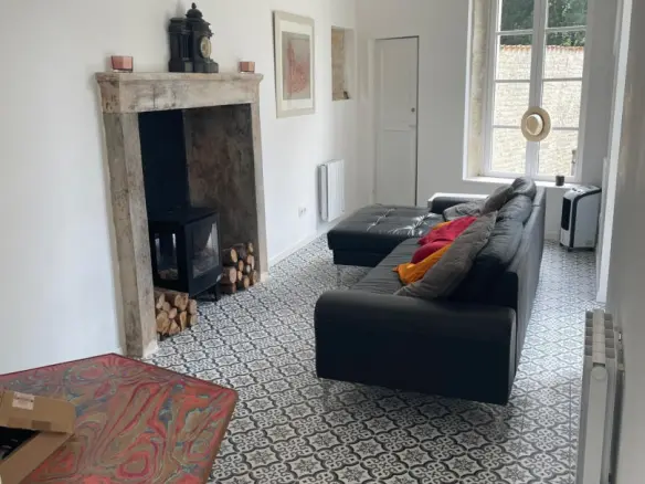 Logis Of 215 M² With Historic Features In Tusson, Charente