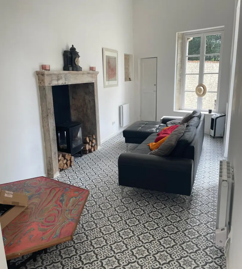 Logis Of 215 M² With Historic Features In Tusson, Charente