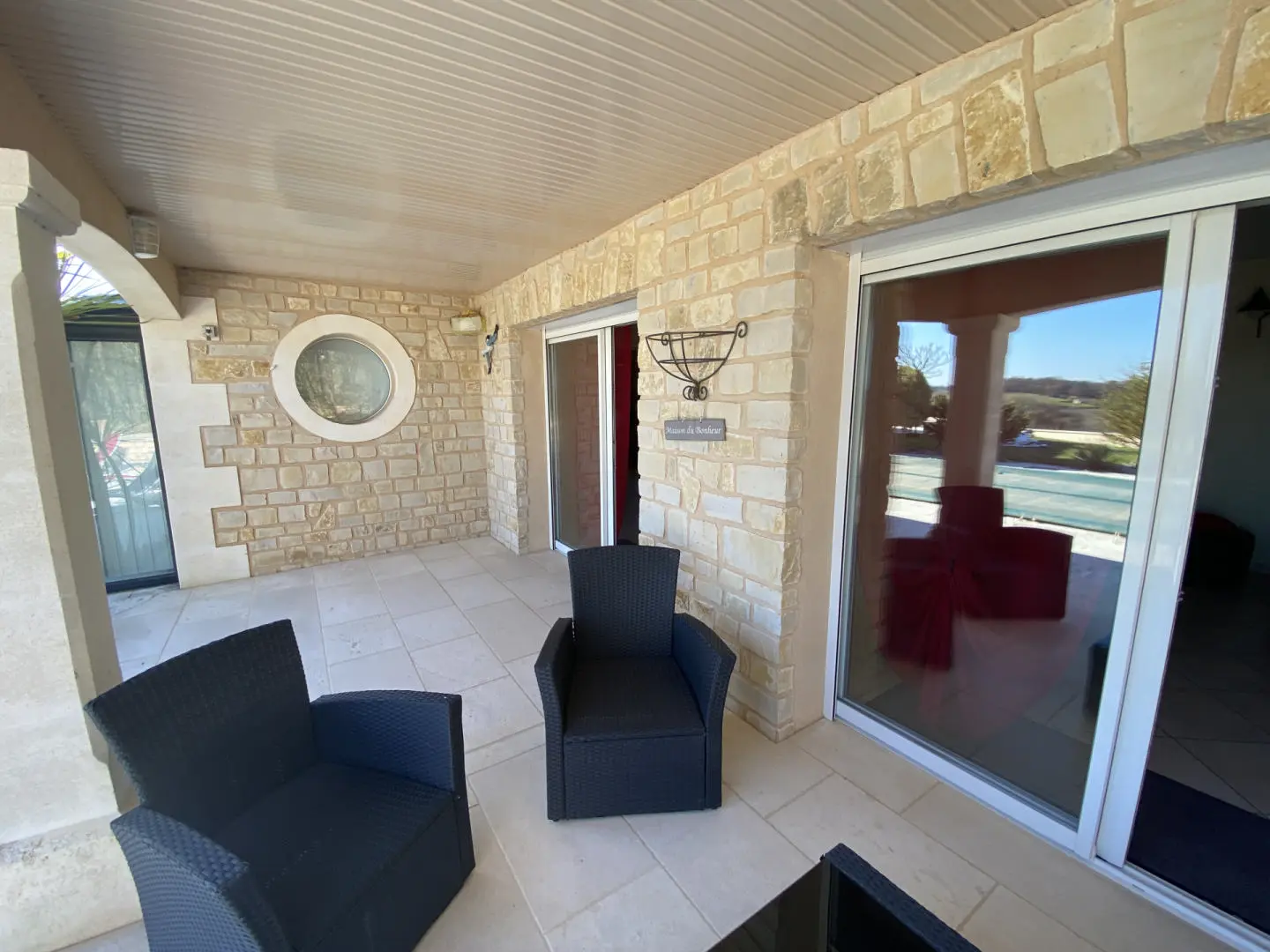 House Of 0 M² With Gîte And Swimming Pool In Barbezieux