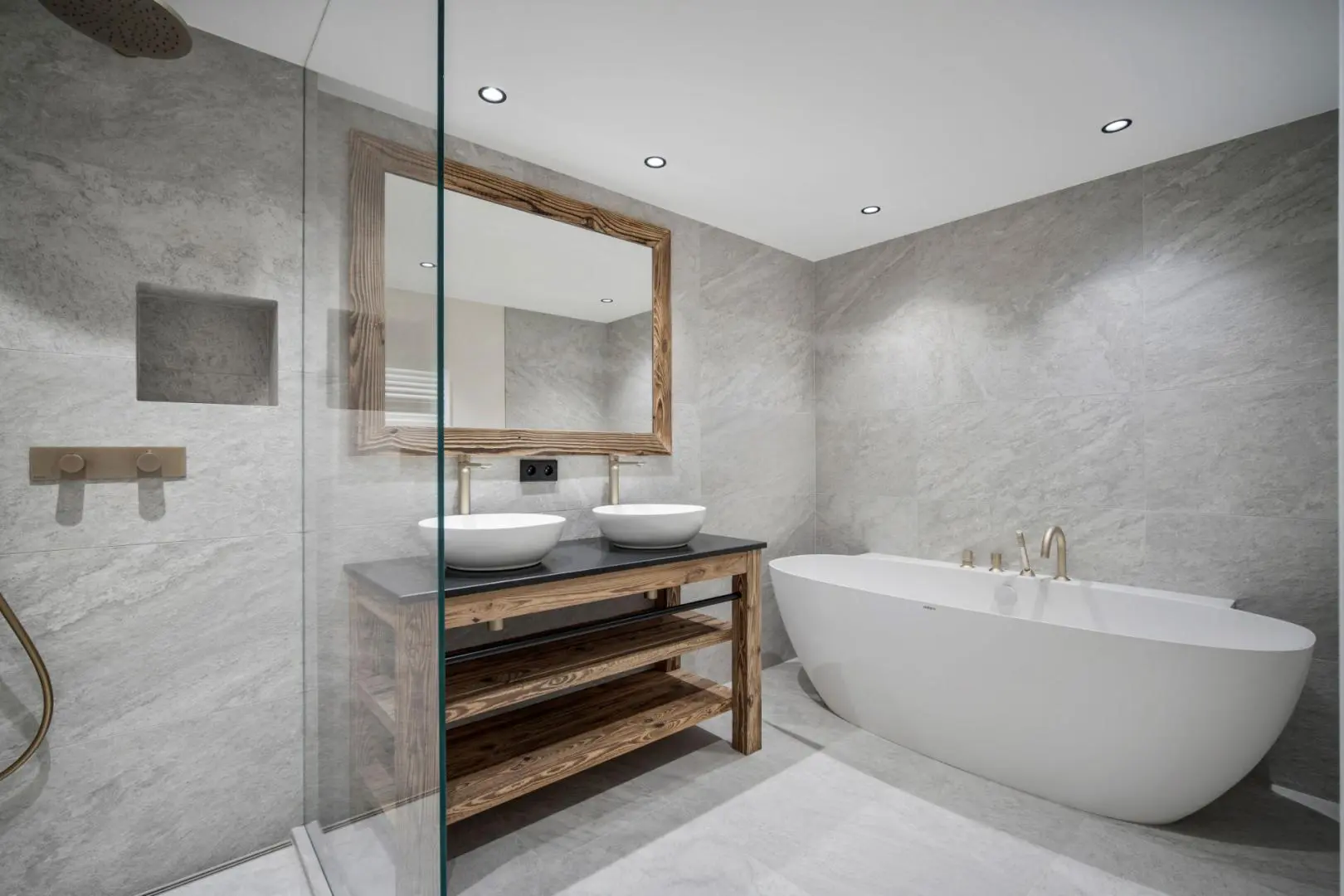 5-bedroom Ski Chalet In Saint-martin-de-belleville, France (234 M²)