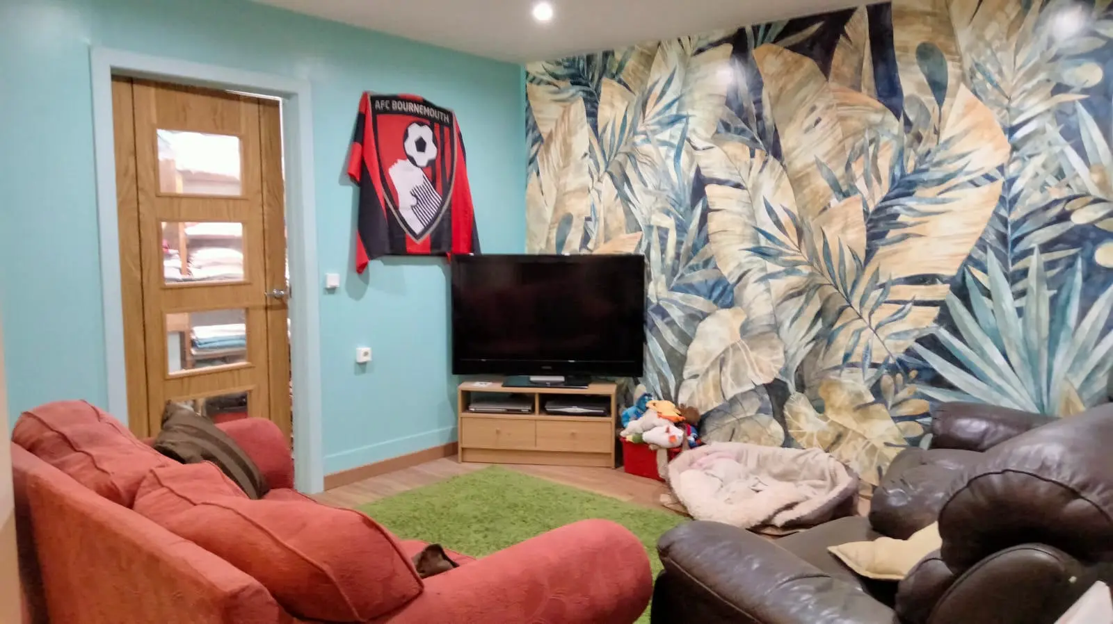 5-bedroom Country House In Pressac, France (156 M²)