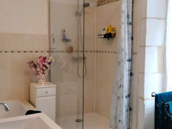 3-bedroom Village House In Lorigne, France (161 M²)
