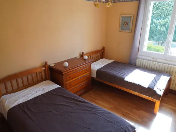 Village House Of 84 M² With Gardens, Garage, Outbuildings, 3 Bedrooms, 2 Bathrooms In Mauprevoir