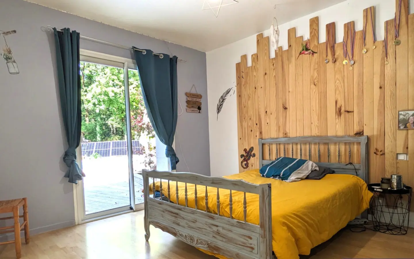House Of 43 M² With 5 Bedrooms, Pool, Covered Terrace In Woodland Lodge, Nr Angoulême